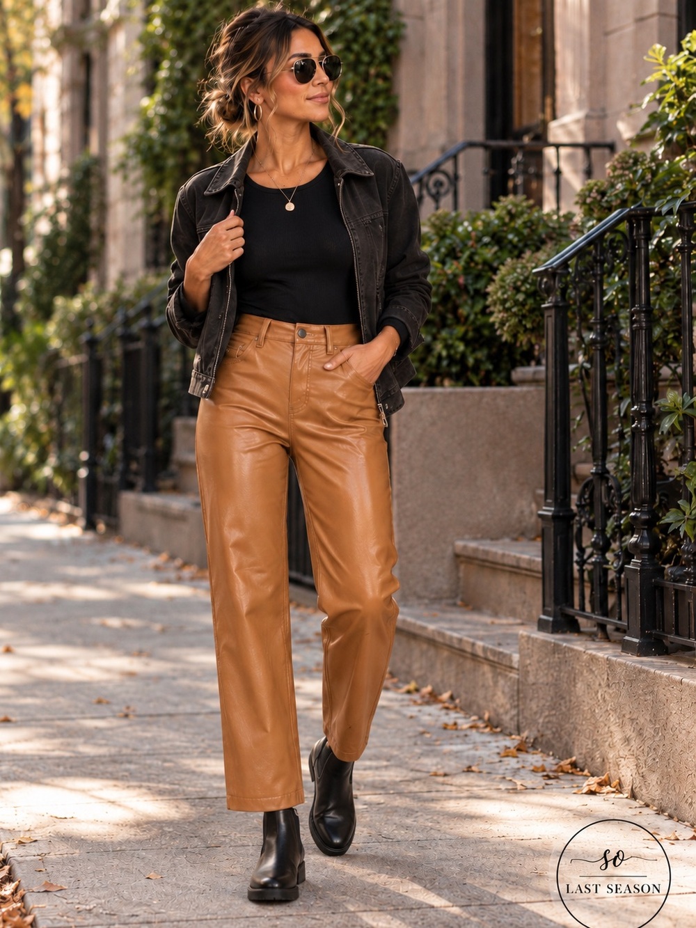 NWT Abercrombie Curve Love ’90s Straight Vegan Leather Pants Camel 27 Short